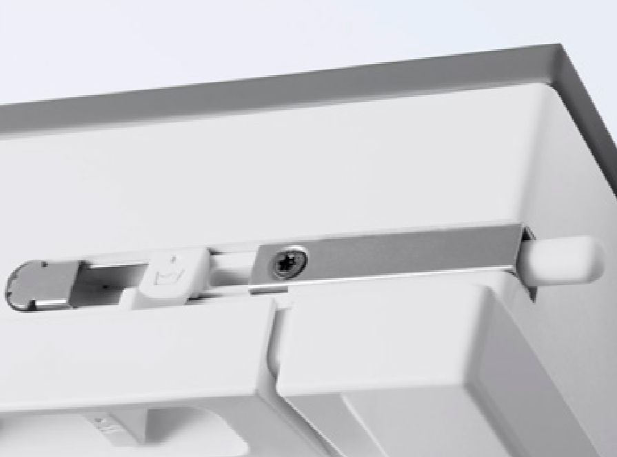 Klapowo-obrotowe okno dachowe VELUX GNU 0064 - zasuwka